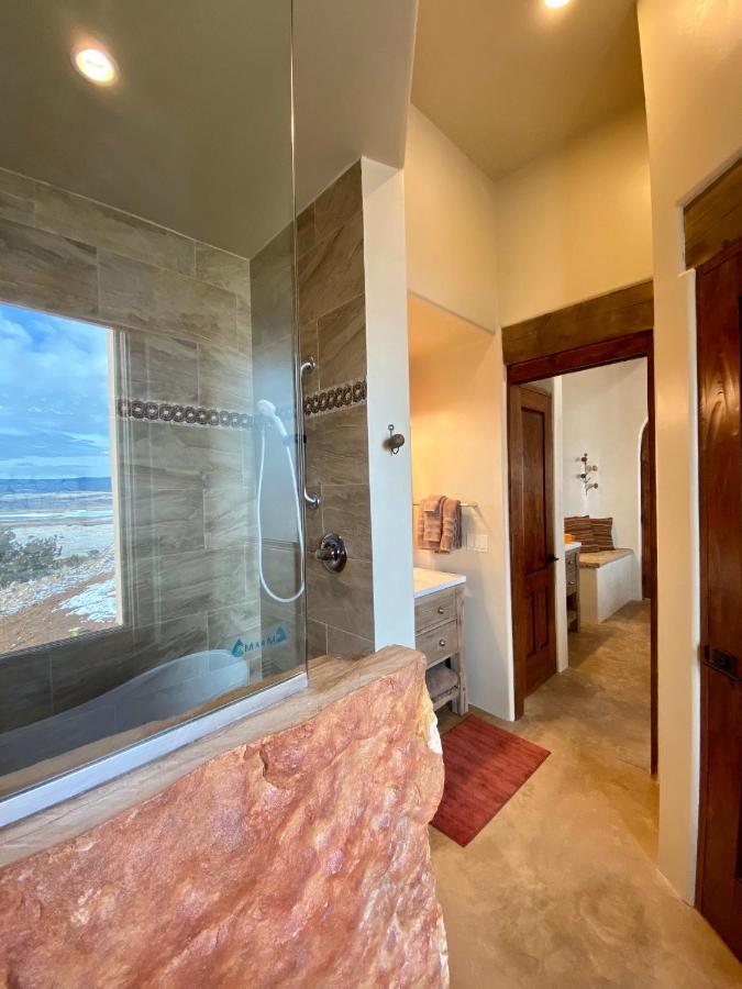 The Grand Hacienda Inn With Breakfast Abiquiu Exterior photo