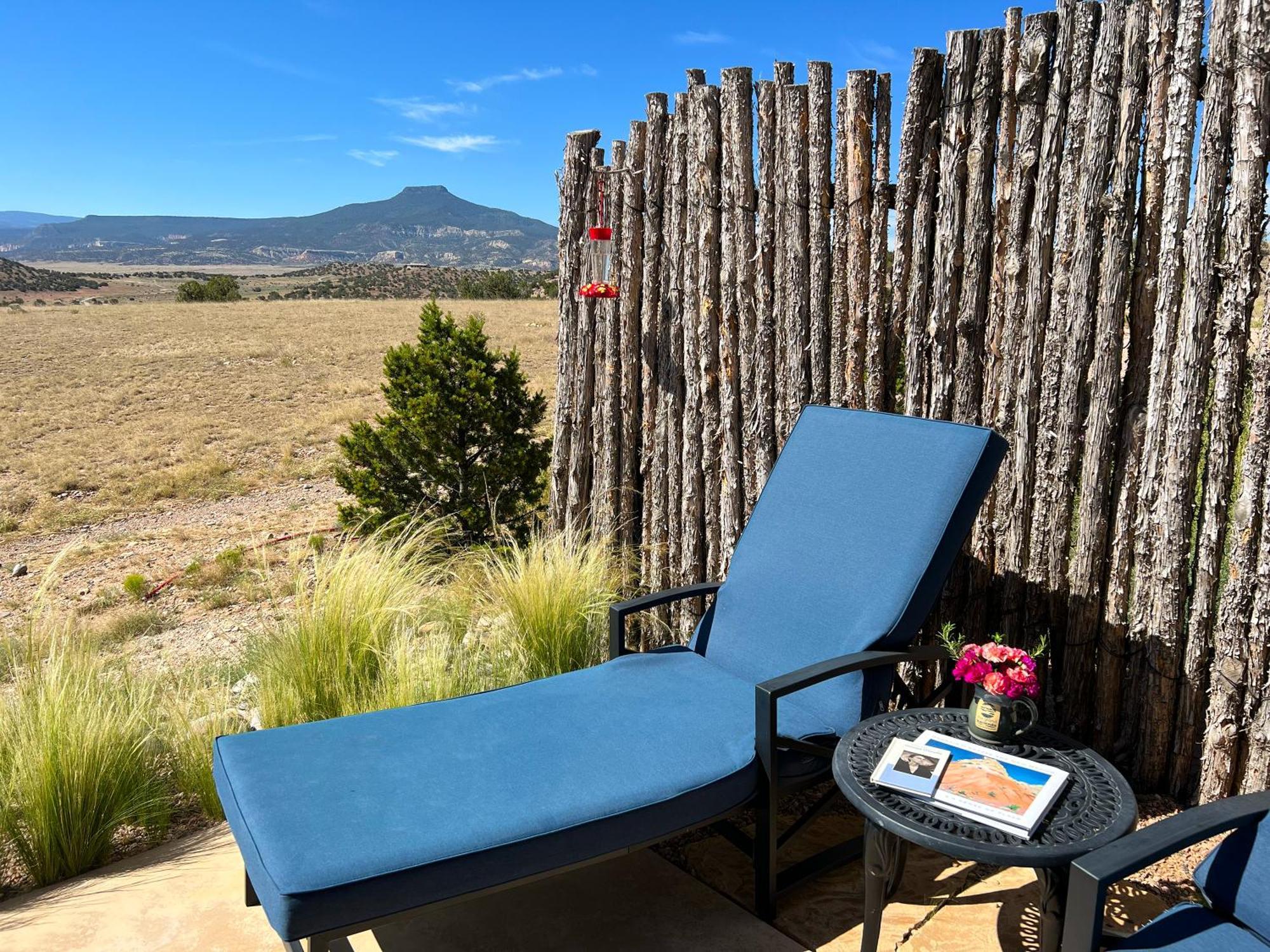 The Grand Hacienda Inn With Breakfast Abiquiu Exterior photo